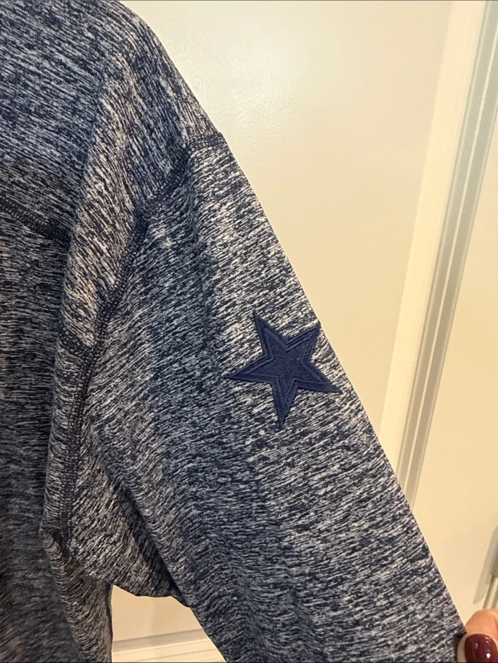 Nike Men’s Heathered Navy Quarter-Zip Pullover